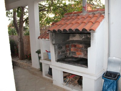 Apartment Three bedroom apartment with terrace Pirovac, Šibenik A-24766-a - Outdoor photo 6