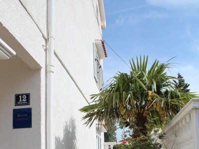 Apartment Three bedroom apartment with terrace Pirovac, Šibenik A-24766-a - Outdoor photo 11