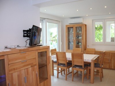 Apartment Three bedroom apartment with terrace Pirovac, Šibenik A-24766-a - Outdoor photo 15