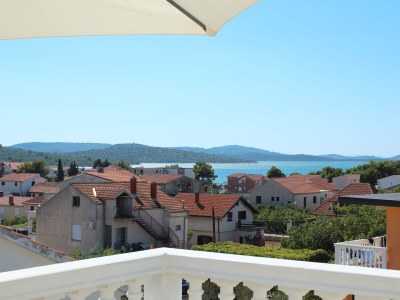 Apartment Studio flat with terrace and sea view Pirovac, Šibenik AS-24766-a - Outdoor photo 27