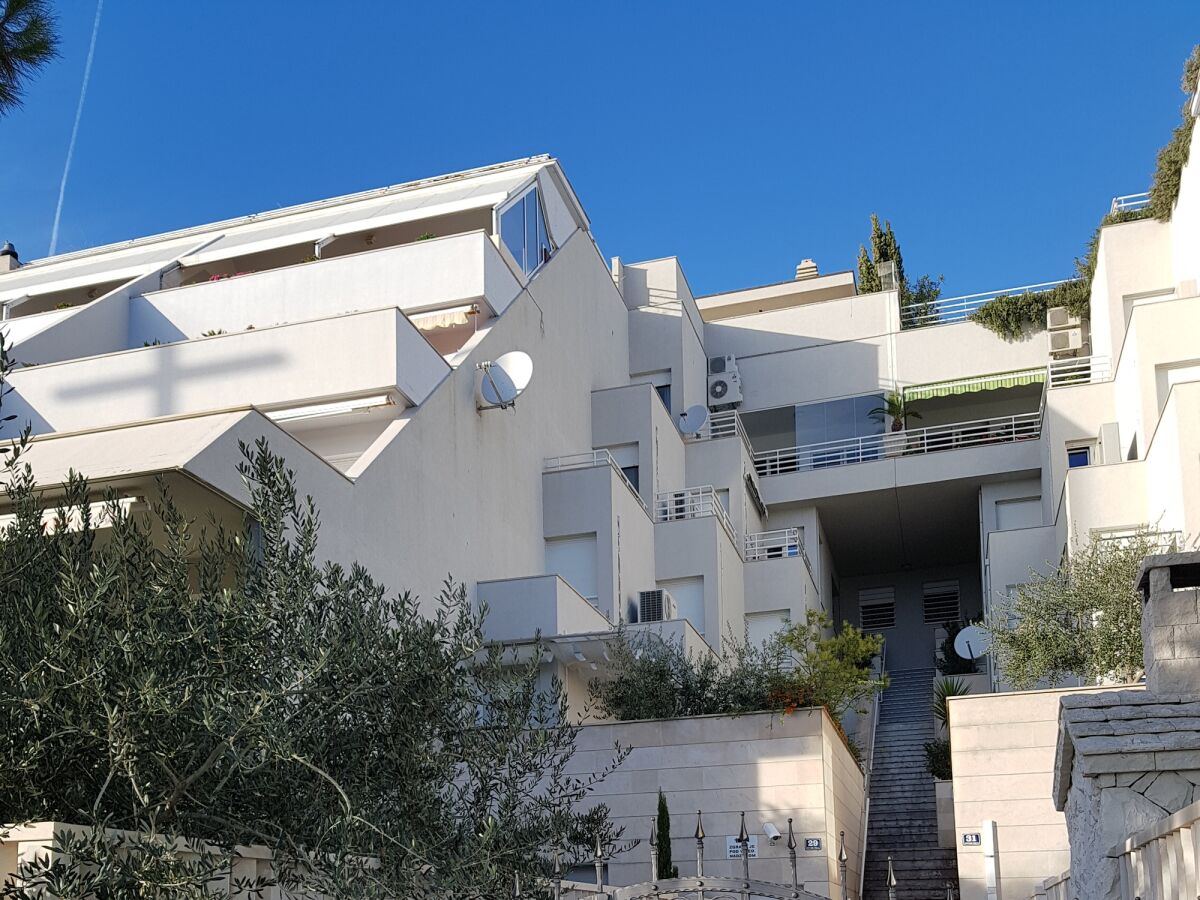 Apartment Three bedroom apartment with terrace and sea view Split A-14351-a - Outdoor photo 3