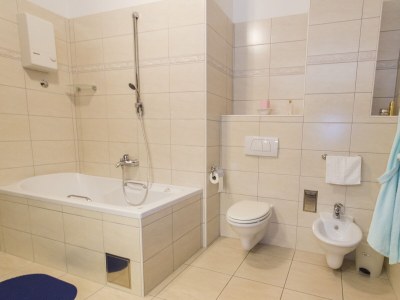 Apartment Three bedroom apartment with terrace and sea view Split A-14351-a - Outdoor photo 18