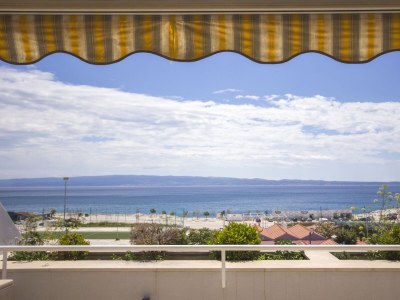 Apartment Three bedroom apartment with terrace and sea view Split A-14351-a - Outdoor photo 25