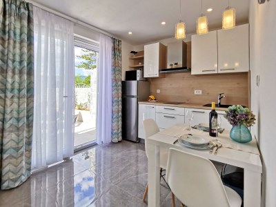 Apartment Studio flat near beach Šilo, Krk AS-18721-a - Outdoor photo 10