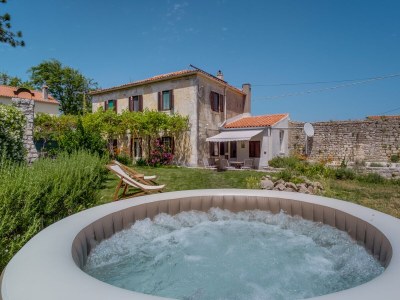 Holiday house Three bedroom house with air-conditioning Osor, Lošinj K-12230 - Outdoor photo 2