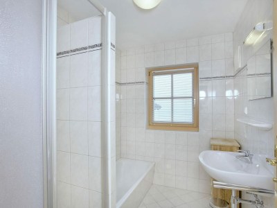 Holiday park Chalet in Austria near Ski Bus and Sauna - Features photo 5