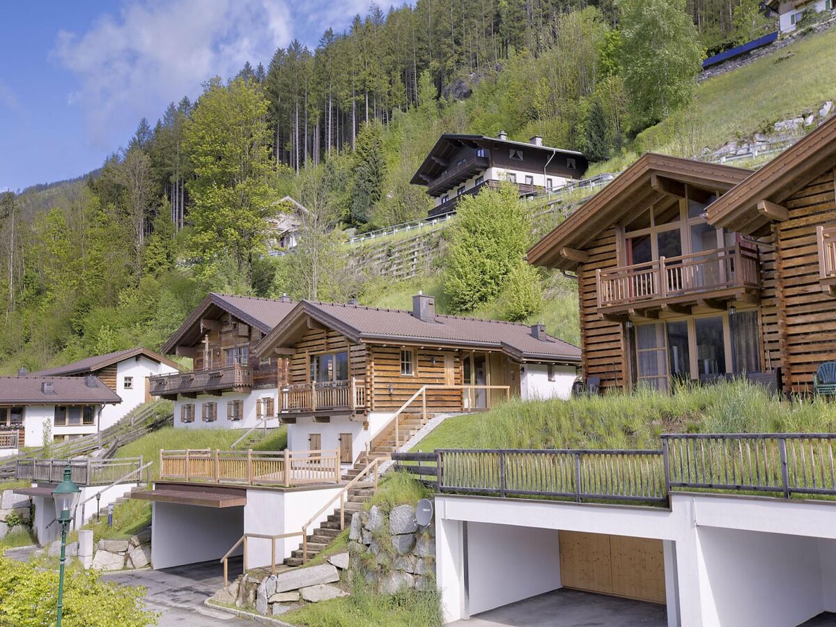 Holiday park Chalet in Königsleiten nahe Zillertal Arena - Outdoor photo 2
