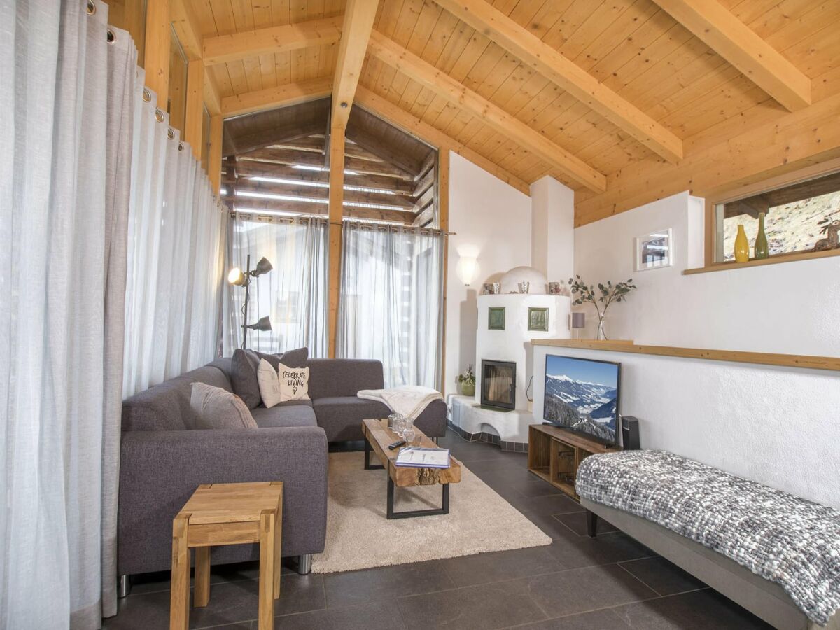 Holiday park Chalet in Königsleiten nahe Zillertal Arena - Features photo 4