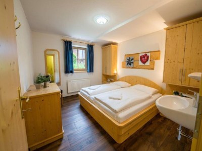 Holiday park Chalet in Austria near Ski Lift & Sauna - Features photo 12