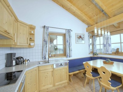 Holiday park Gemütliches Chalet mit Sauna bei Königsleiten - Features photo 7