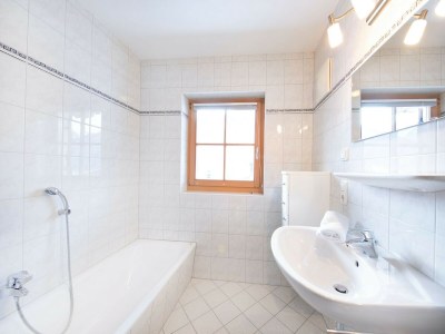 Holiday park Gemütliches Chalet mit Sauna bei Königsleiten - Features photo 17