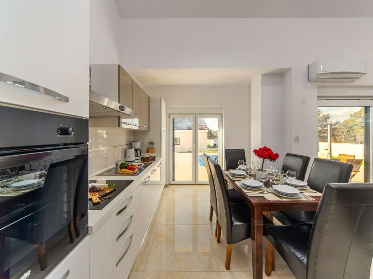 Villa Villa Shaula 2 - Three Bedroom House with Pool - Features photo 4