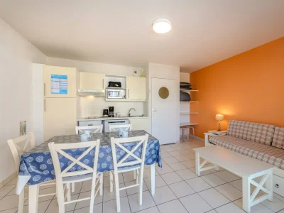 Holiday house Coastal apartment by the beach - Features photo 11