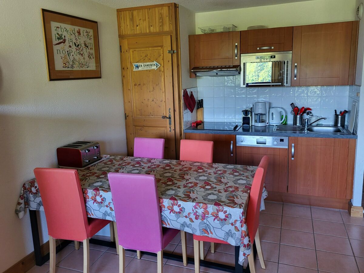 Apartment Apartment in Morillon with mountain views - Features photo 2