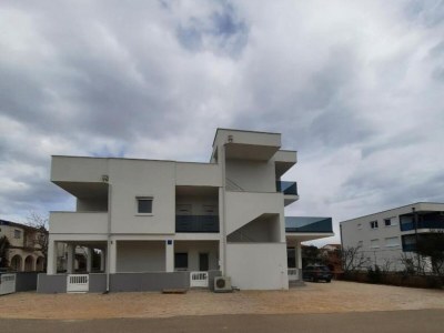 Apartment One Bedroom Apartment - Outdoor photo 12