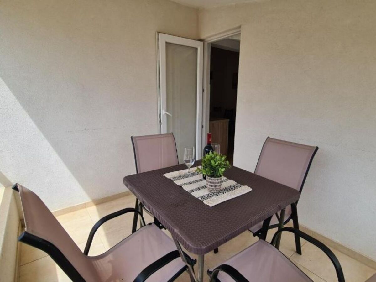 Apartment Apartment with One Bathroom - Outdoor photo 5