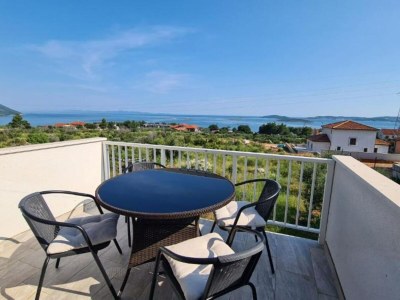 Apartment Apartment with One Bathroom - Outdoor photo 3