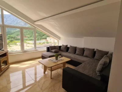 Apartment Apartment with One Bathroom - Features photo 13