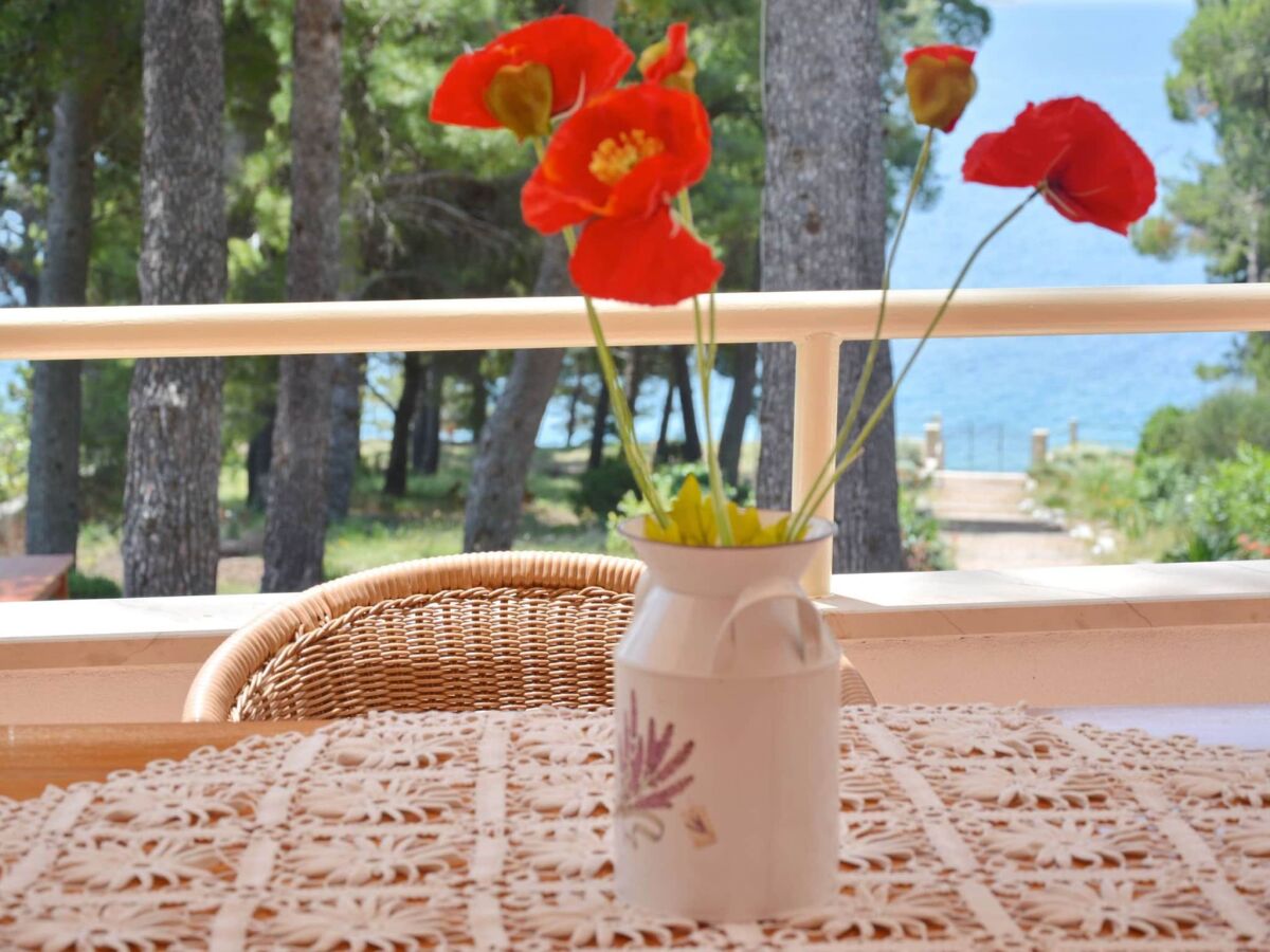 Apartment One Bedroom Apartment with Balcony and Sea View (Zavala) - Outdoor photo 3