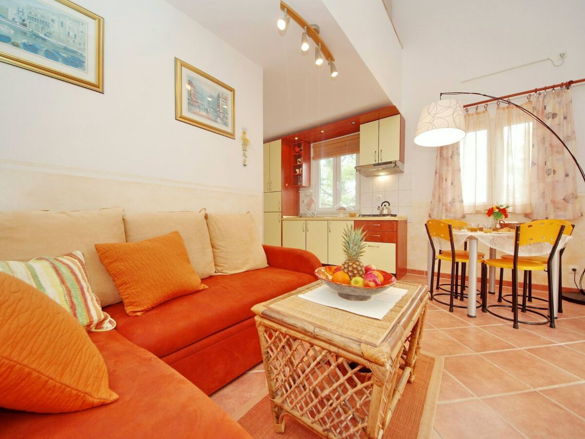 Apartment Studio Apartment with Balcony and Sea View (Jelsa) - Features photo 5