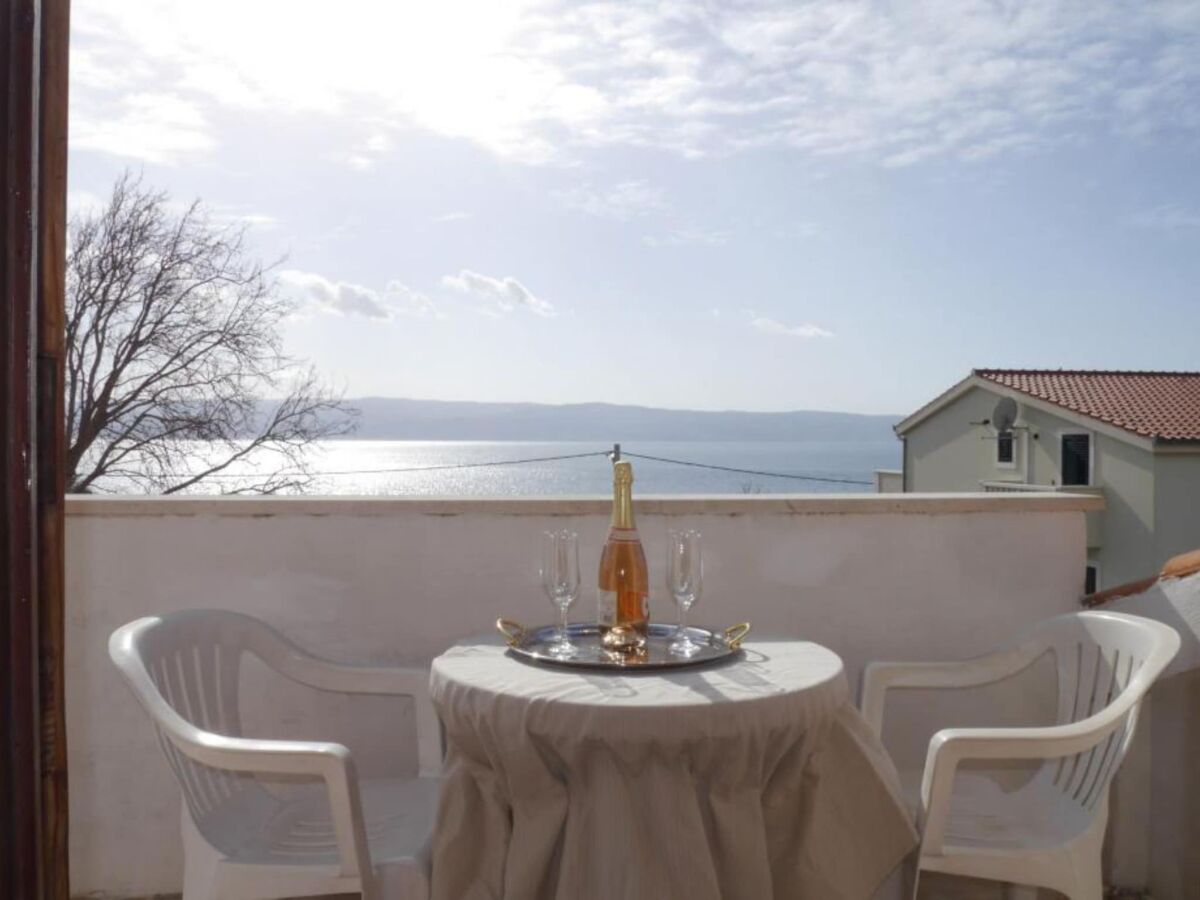 Apartment Dugi Rat Seaside Apartments - Studio 5