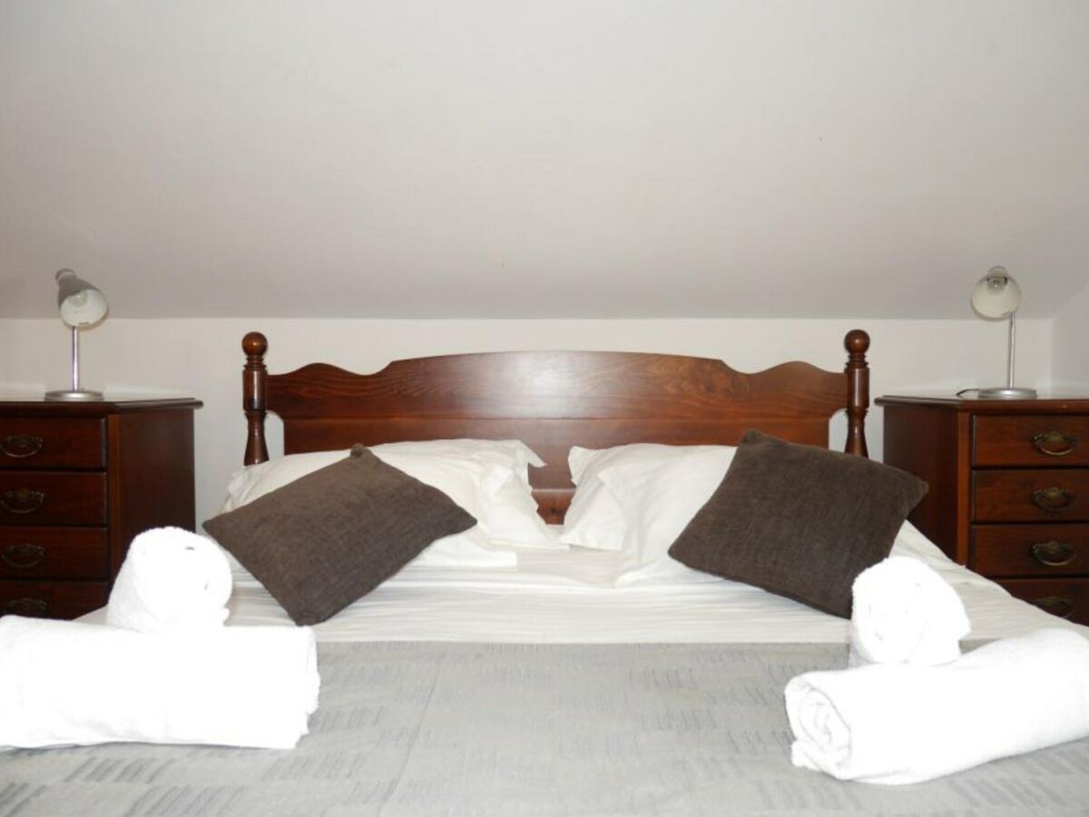 Apartment Dugi Rat Seaside Apartments - 2 Bedroom 6 - Features photo 4