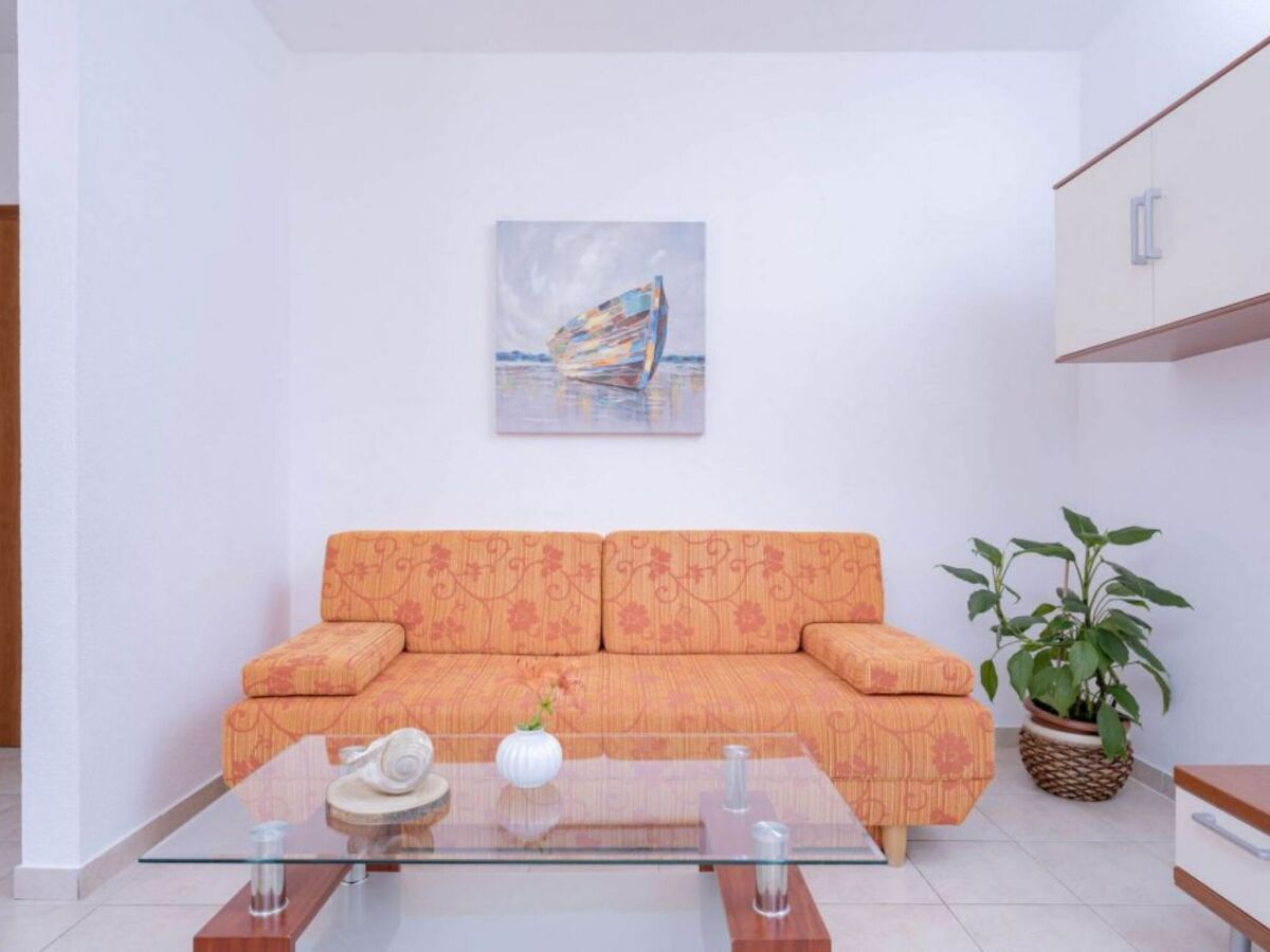 Apartment One Bedroom Luxury Apartment with Balcony and Sea View 1 - Features photo 5