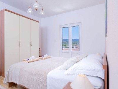 Apartment One Bedroom Luxury Apartment with Balcony and Sea View 1 - Features photo 13