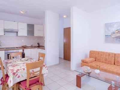 Apartment One Bedroom Luxury Apartment with Balcony and Sea View 1 - Features photo 20