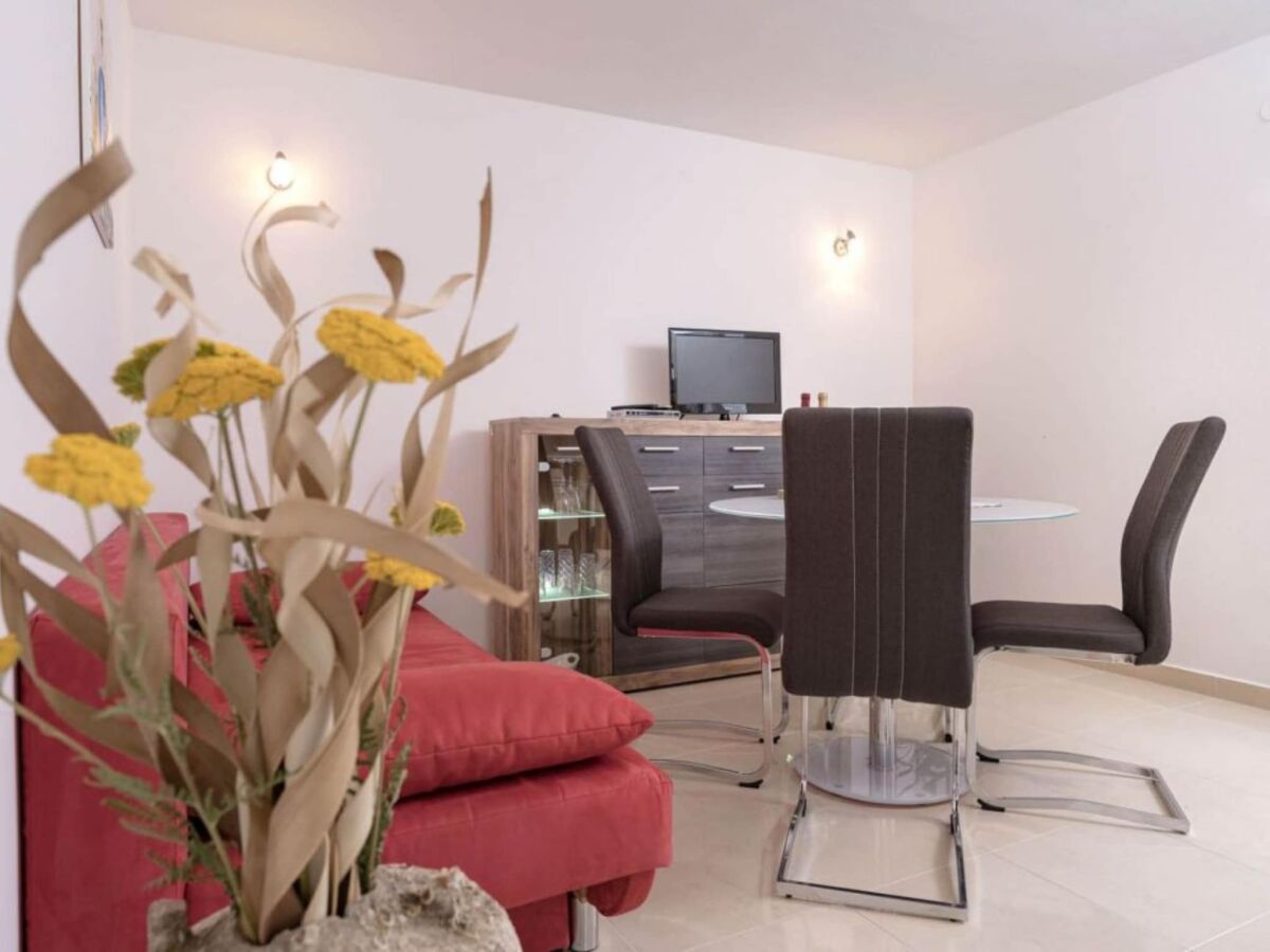 Apartment One Bedroom Apartment with Terrace 5 - Features photo 2