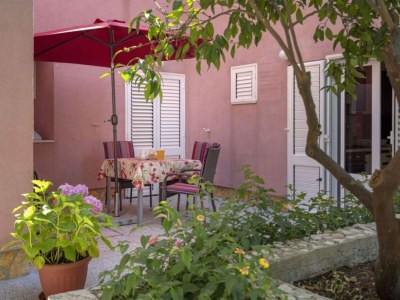 Apartment One Bedroom Apartment with Terrace 5 - Outdoor photo 17