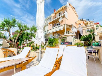 Apartment Apartments Nives -Standard 2 Bedroom Apartment(A1) - Outdoor photo 6