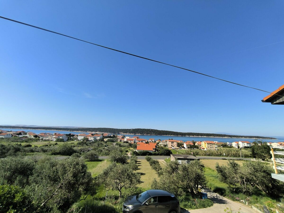 Apartment One Bedroom Apartment with Balcony 3 - Outdoor photo 4