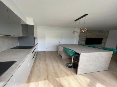 Apartment Four-Bedroom Apartment With Sea View - Features photo 5