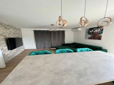 Apartment Four-Bedroom Apartment With Sea View - Features photo 10