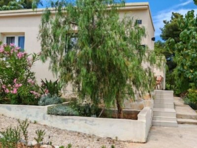 Holiday house Four Bedroom Holiday Home with Pool - Outdoor photo 2