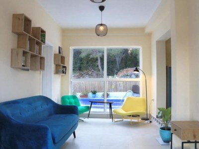 Holiday house Four Bedroom Holiday Home with Pool - Features photo 9