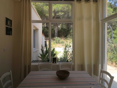 Holiday house Four Bedroom Holiday Home with Pool - Features photo 10