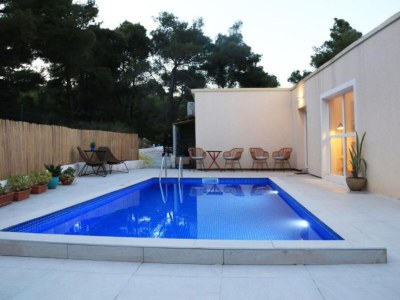 Holiday house Four Bedroom Holiday Home with Pool - Outdoor photo 25