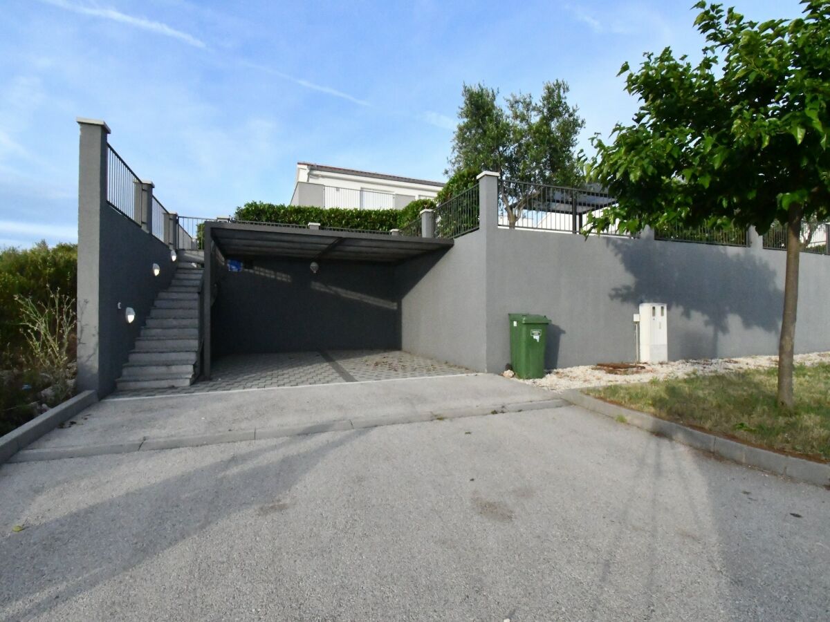 Villa Luxury Escape with Swimming Pool & Modern Design - Four Bedroom Villa with Private Pool ( Villa 1) - Outdoor photo 3