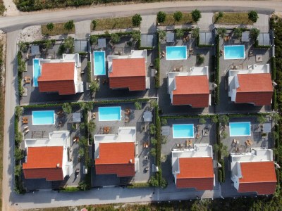 Villa Luxury Escape with Swimming Pool & Modern Design - Four Bedroom Villa with Private Pool ( Villa 1) in Galovac - Villa