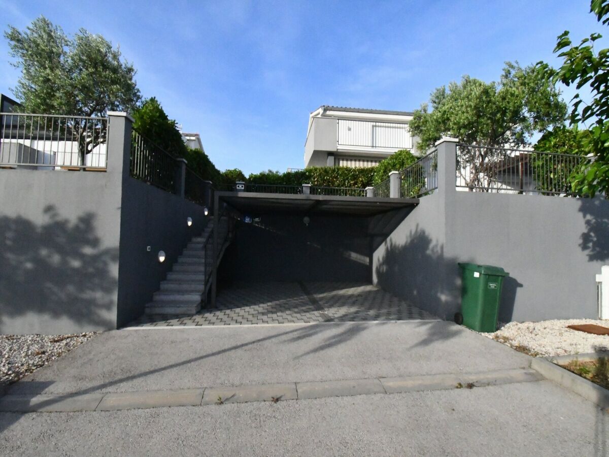 Villa Deluxe Four Bedroom Villa with Private Pool ( Villa 4)