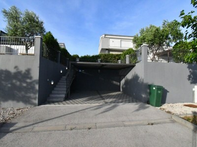 Villa Deluxe Four Bedroom Villa with Private Pool ( Villa 4) in Galovac - Villa