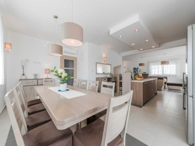 Villa Comfort Four Bedroom Villa with Sea View and Private Pool ( Villa 7) - Features photo 27