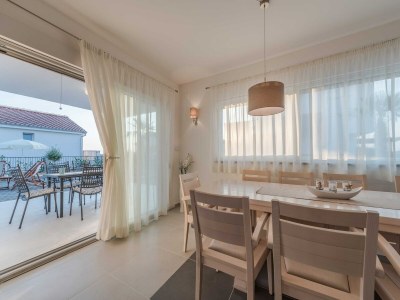 Villa Deluxe Four Bedroom Villa with Sea View and Private Pool (Villa 5) - Features photo 35