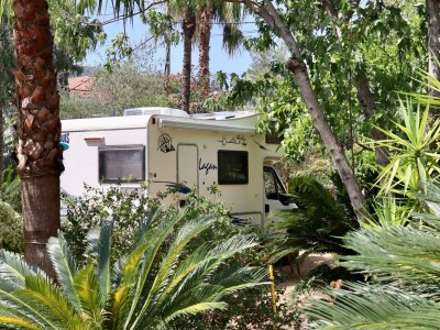 Apartment Silver Gate Rooms-Diocletian's Palace - Quardruple Room - Outdoor photo 13