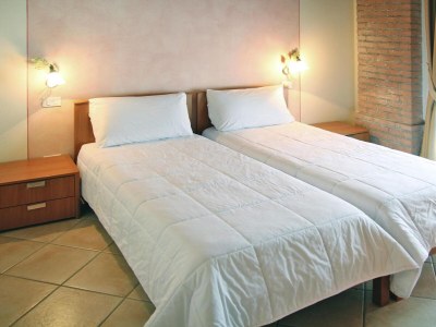 Holiday park Wohnung in Peschiera mit Heizung - Features photo 24