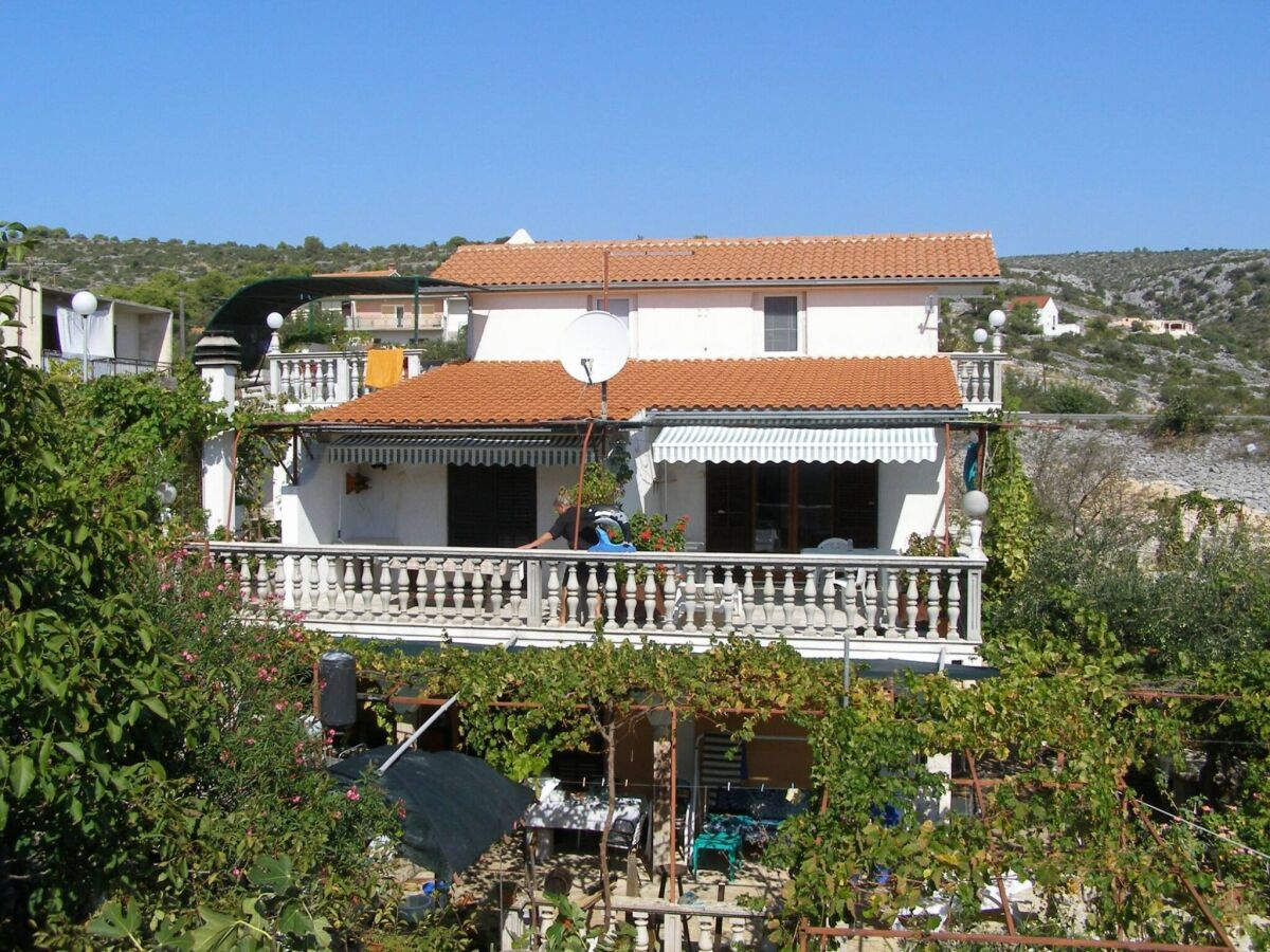 Apartment Apartments Miki Rogoznica - Classic Two Bedroom Apartment with Terrace