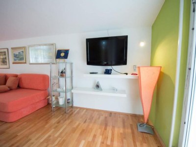 Apartment One-Bedroom Apartment With Lake View - Features photo 17