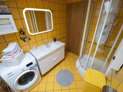 Apartment One-Bedroom Apartment With Lake View - Features photo 26